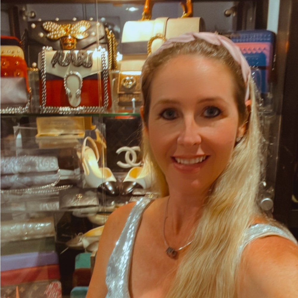 🏝️Shop with @LuxuryPalmBeach🏝️